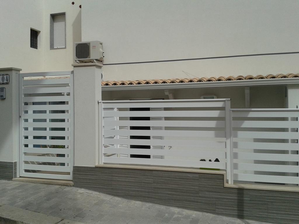 Iris Βίλα Marina di Ragusa Δωμάτιο φωτογραφία